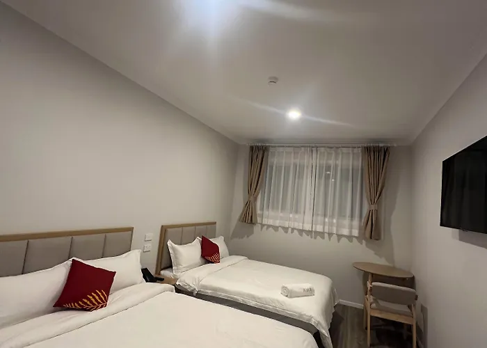 Awa 4* 로토루아